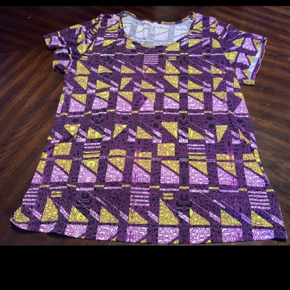 Lularoe Classic T Shirt Womens 3XL Purple Yellow Geometric Short Sleeve